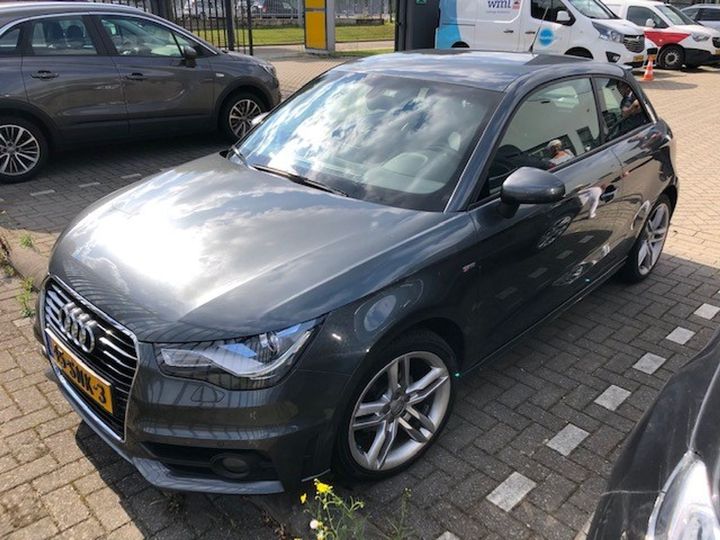 AUDI A1 2011 wauzzz8x0cb038000