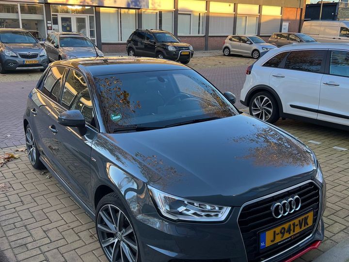 AUDI A1 SPORTBACK 2015 wauzzz8x1fb029987