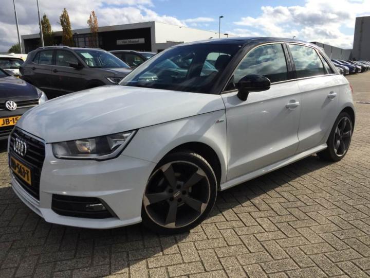 AUDI A1 2015 wauzzz8x1gb037492