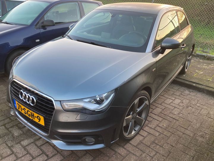 AUDI A1 2011 wauzzz8x3cb024057