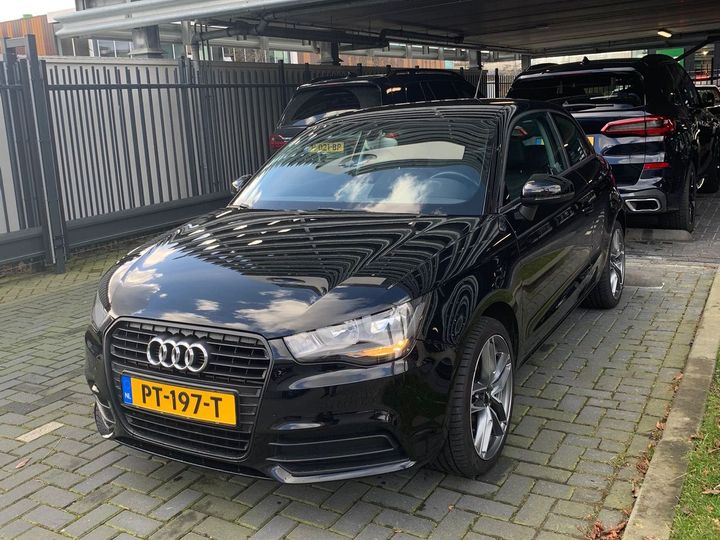 AUDI A1 2011 wauzzz8x4cb044186