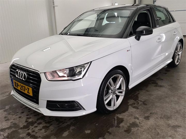 AUDI A1 2017 wauzzz8x5hb031731