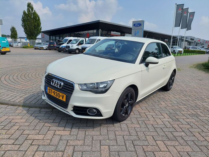 AUDI A1 2011 wauzzz8x6cb008435