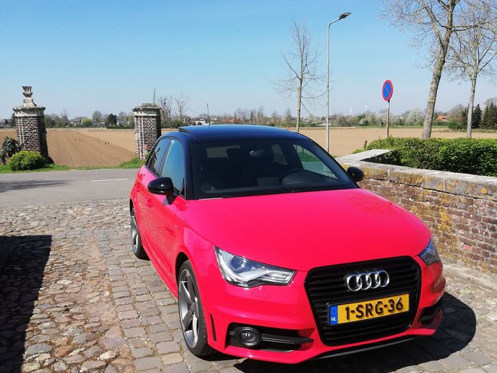 AUDI A1 SPORTBACK 2013 wauzzz8x6eb017090