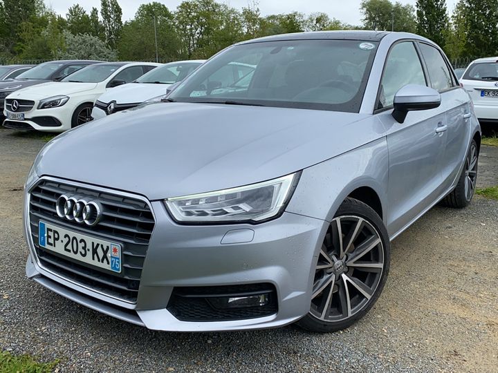 AUDI A1 SPORTBACK 2017 wauzzz8x6hb041345