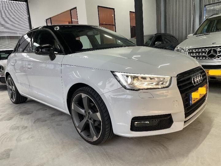 AUDI A1 SPORTBACK 2015 wauzzz8xxfb042656