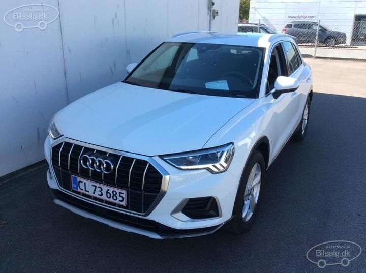 AUDI Q3 SUV 2019 wauzzzf30k1078386