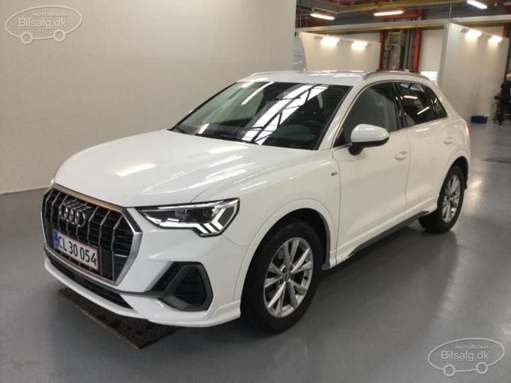 AUDI Q3 SUV 2019 wauzzzf32k1073349