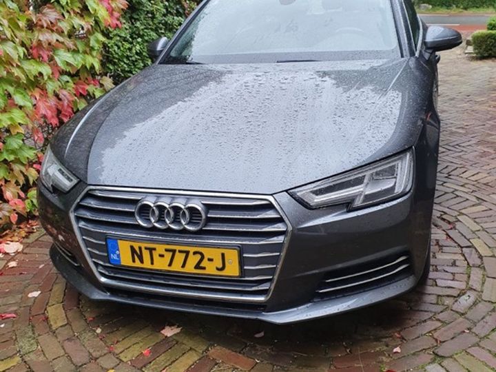 AUDI A4 AVANT 2017 wauzzzf41ha085901