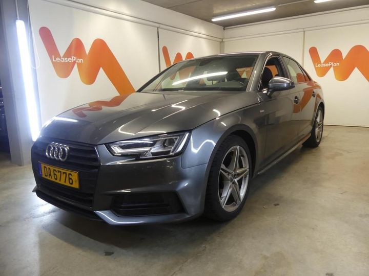 AUDI A4 2018 wauzzzf42ja217053