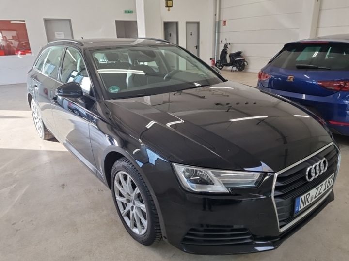 AUDI A4 2018 wauzzzf44ja114166