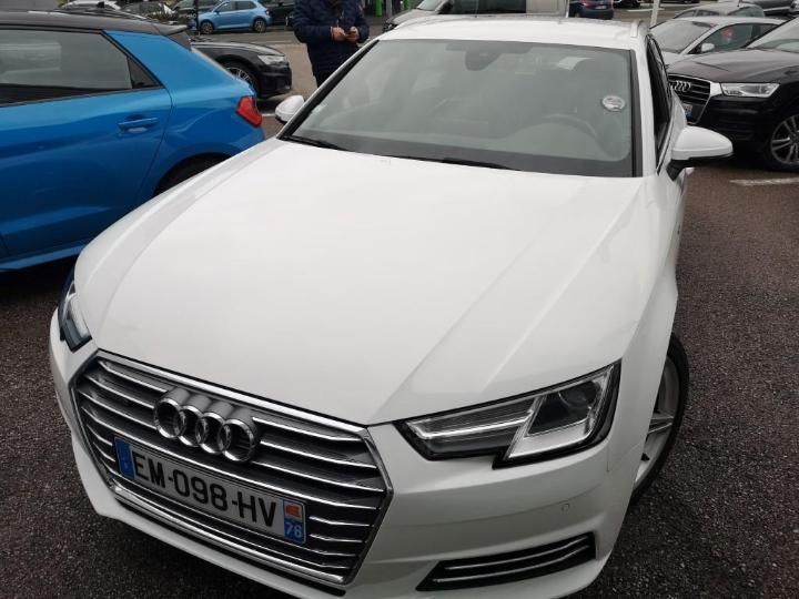 AUDI A4 AVANT 2017 wauzzzf4xha138496