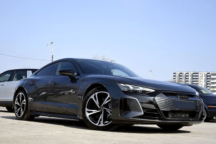 AUDI E-TRON GT 2022 wauzzzfw6p7002699