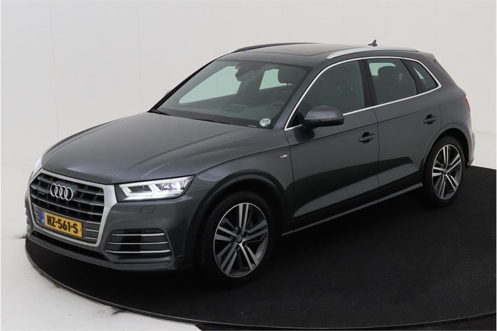 AUDI Q5 2017 wauzzzfy6h2021124