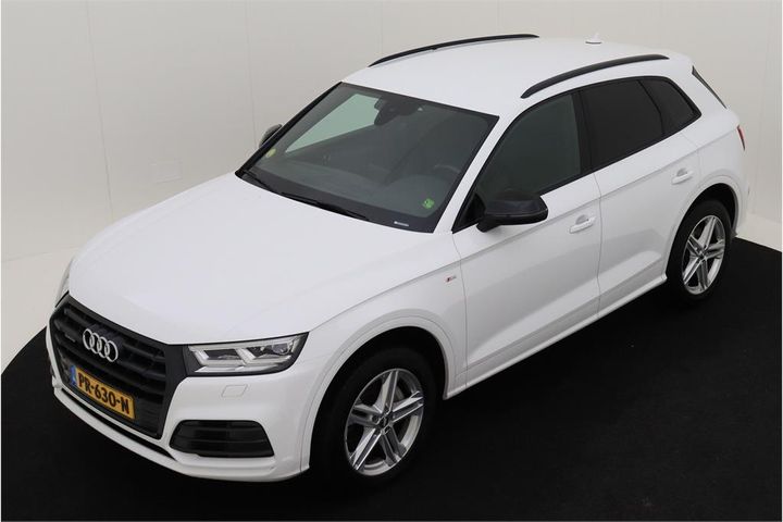 AUDI Q5 2017 wauzzzfy6h2051451