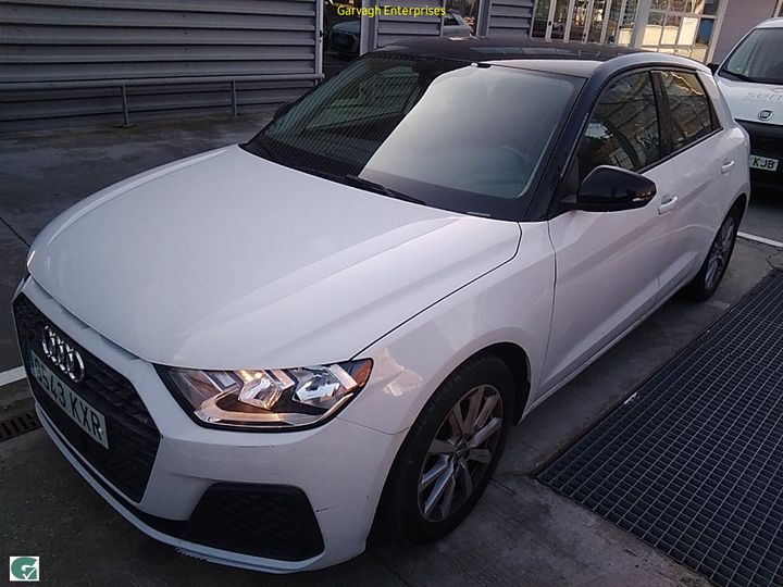 AUDI A1 2019 wauzzzgb0kr029101