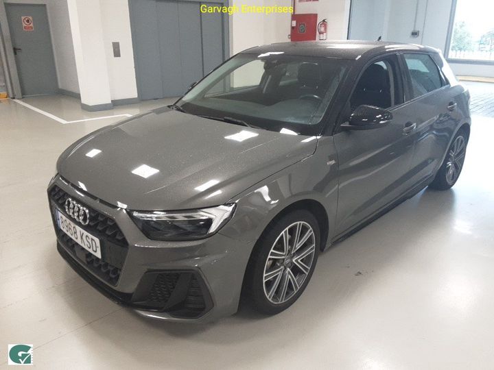 AUDI A1 2018 wauzzzgb4kr002631