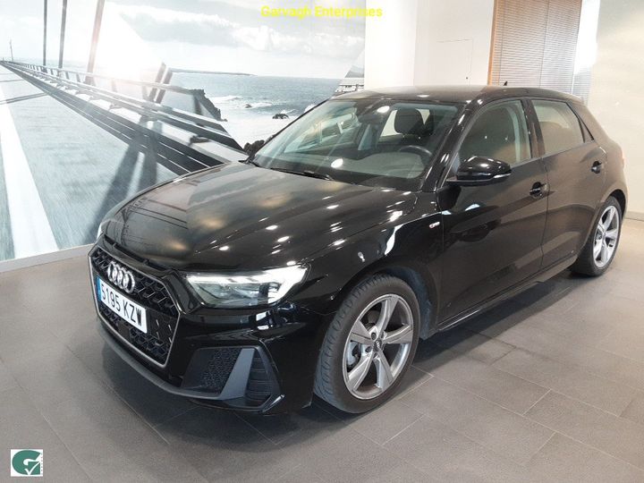 AUDI A1 2019 wauzzzgb8kr065621