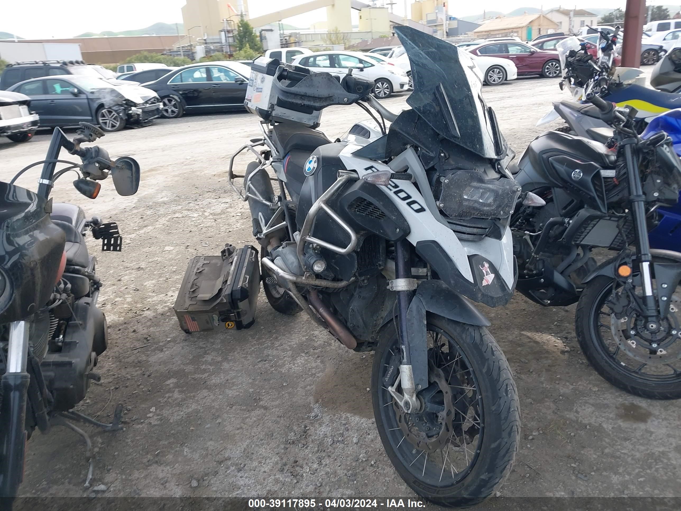 BMW NULL 2015 wb10a1203fz097759