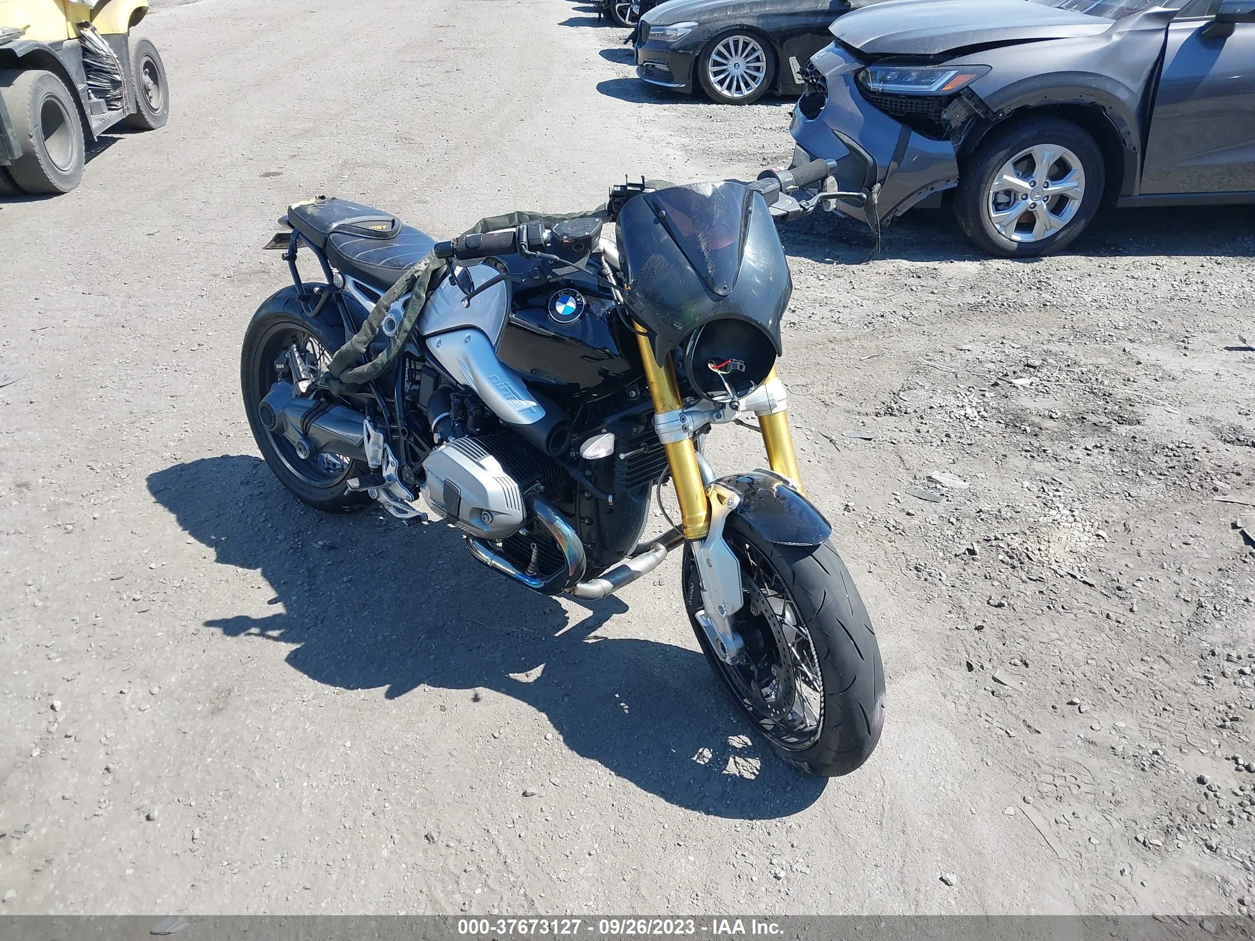 BMW NULL 2015 wb10a1608fz583672