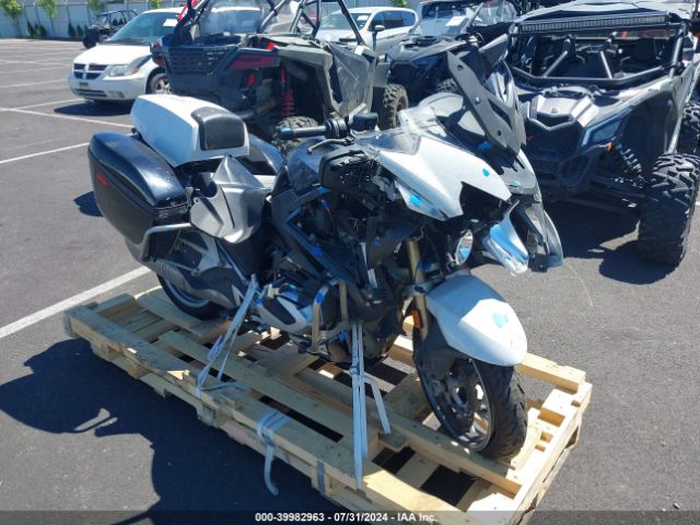 BMW R 1250 RT 2019 wb10j6307kzg34173