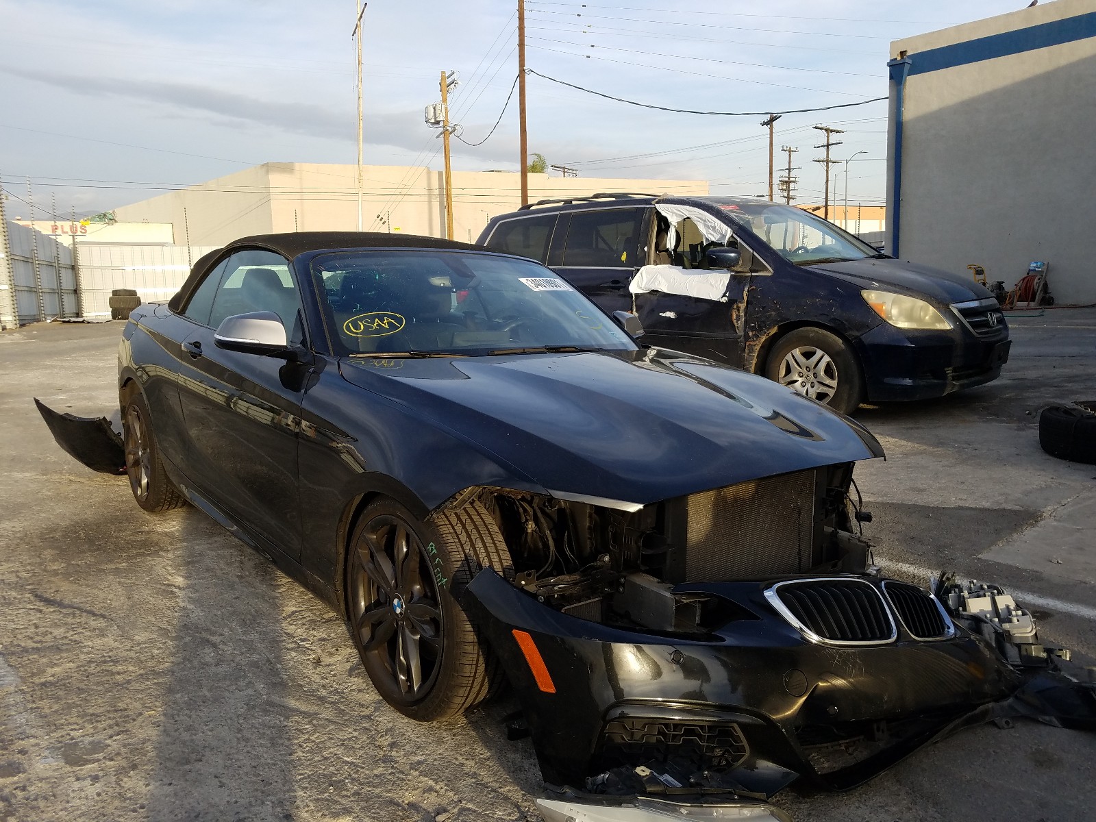 BMW 2 2017 wba2l1c56hv668636