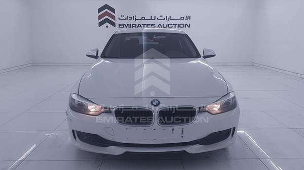 BMW 316 2014 wba3a1106ej609624