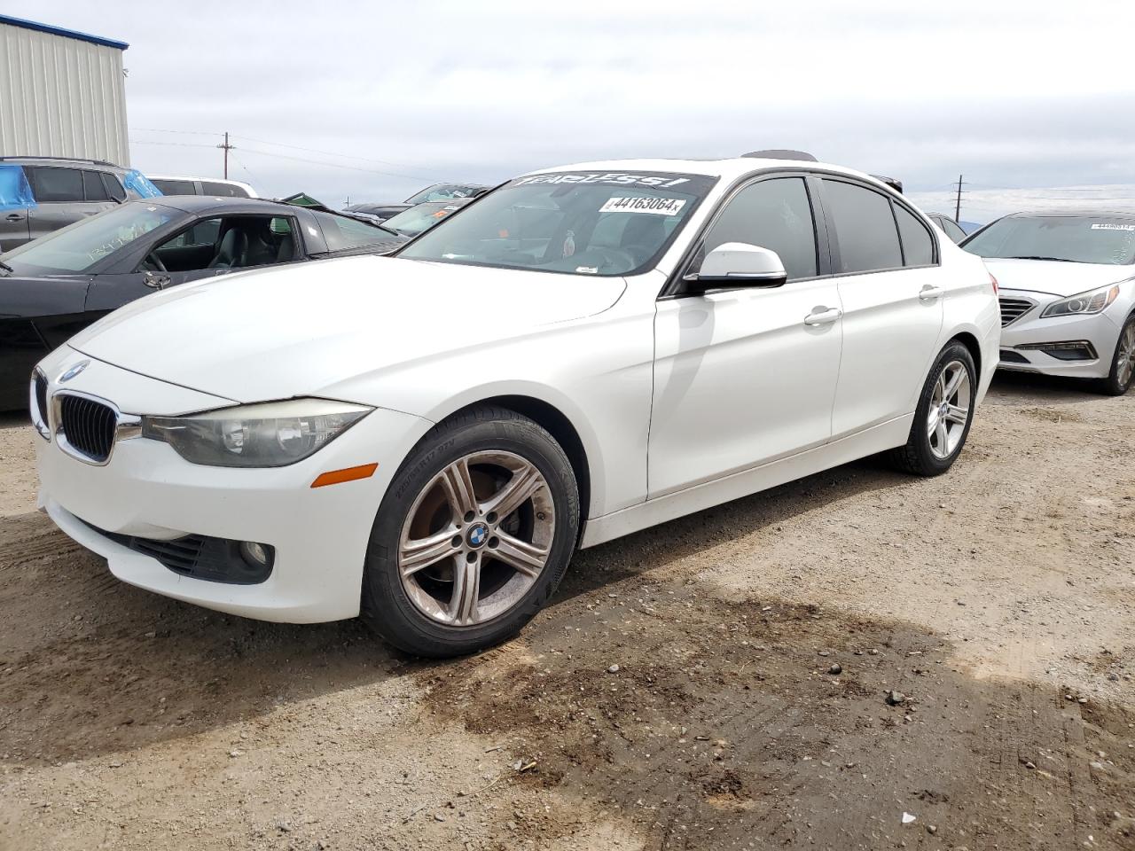 BMW 3ER 2013 wba3a5c50df358956