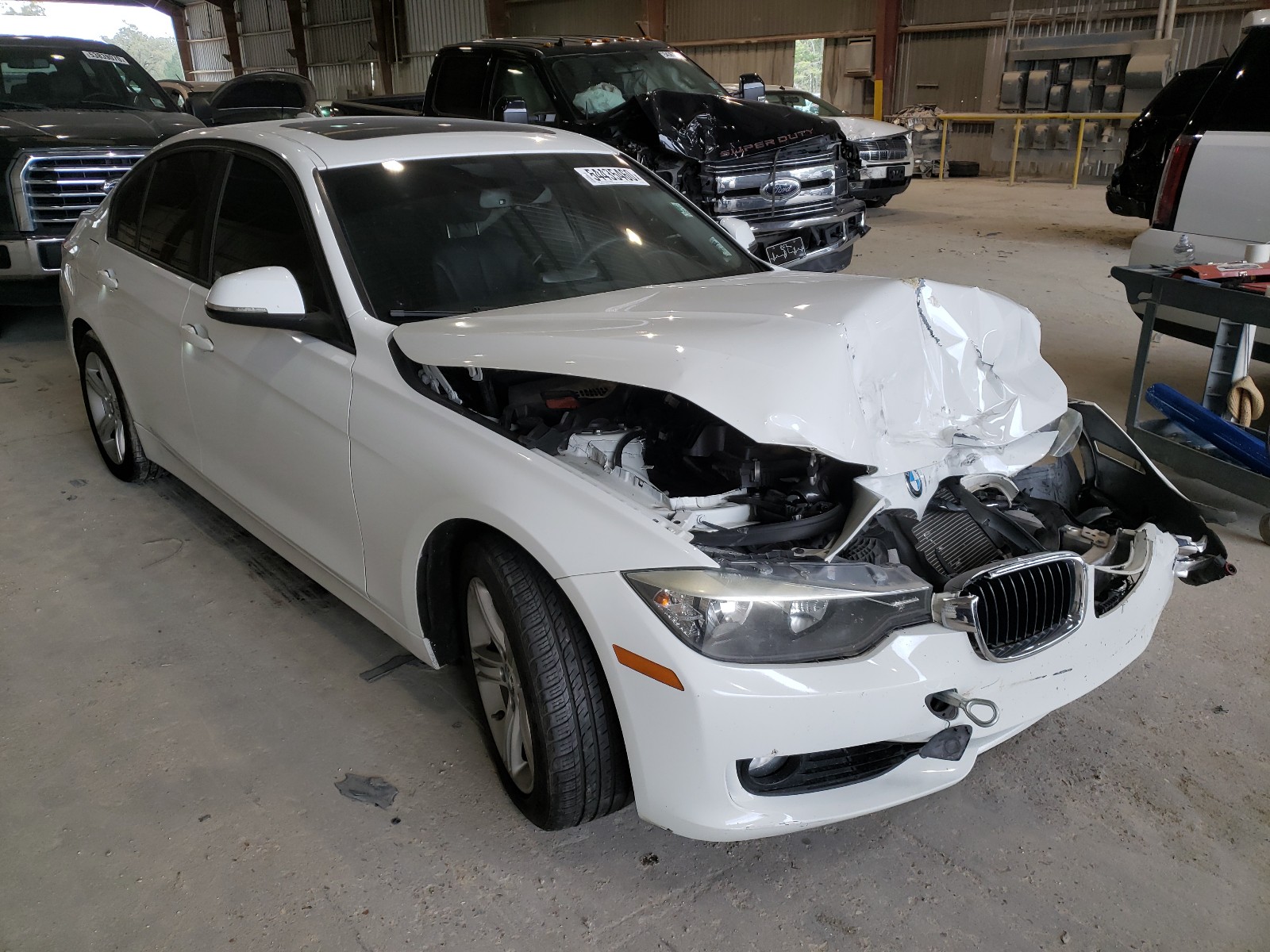 BMW 328 I 2013 wba3a5c52df359722