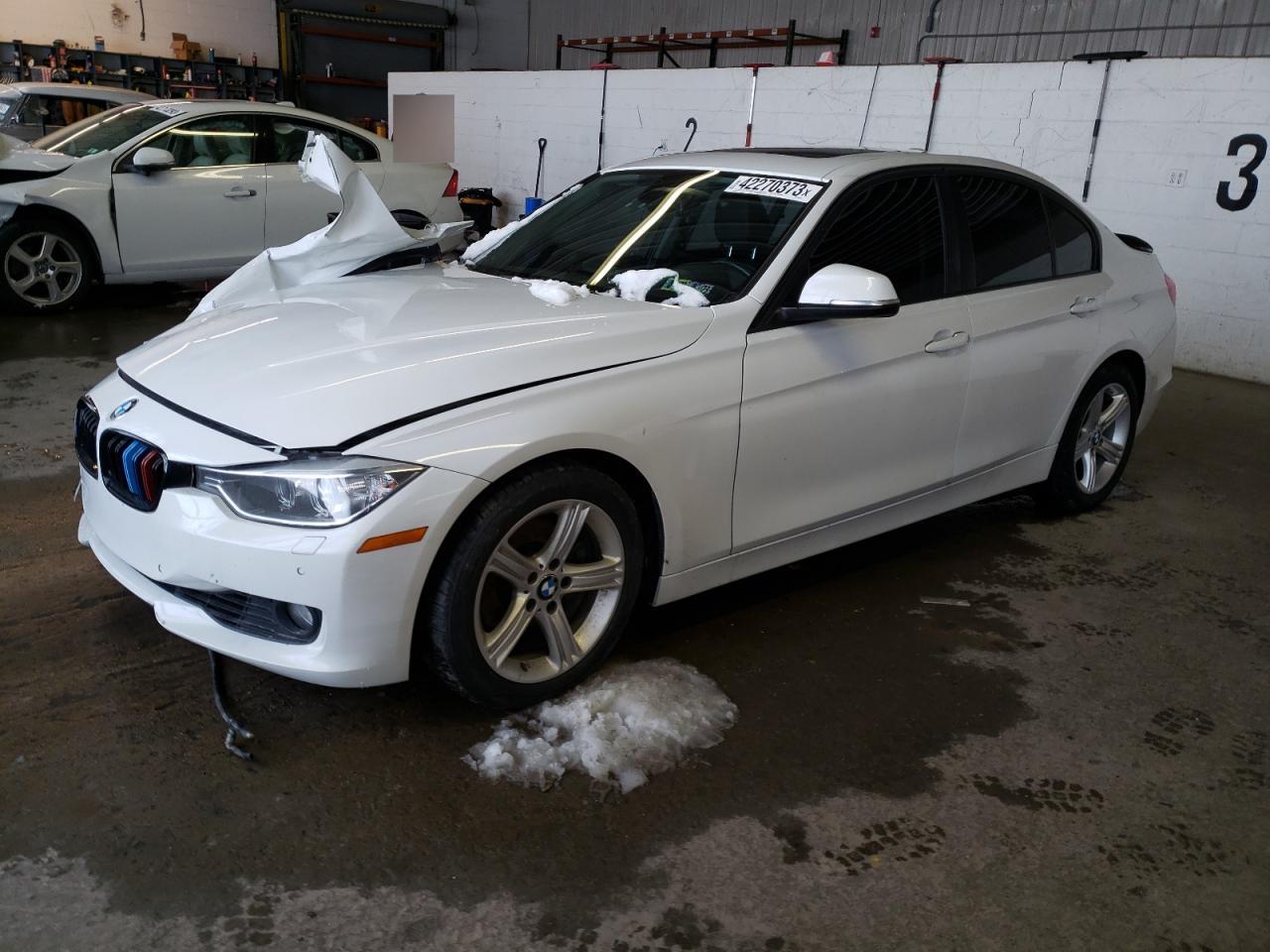 BMW 3ER 2013 wba3a5c57dj462003