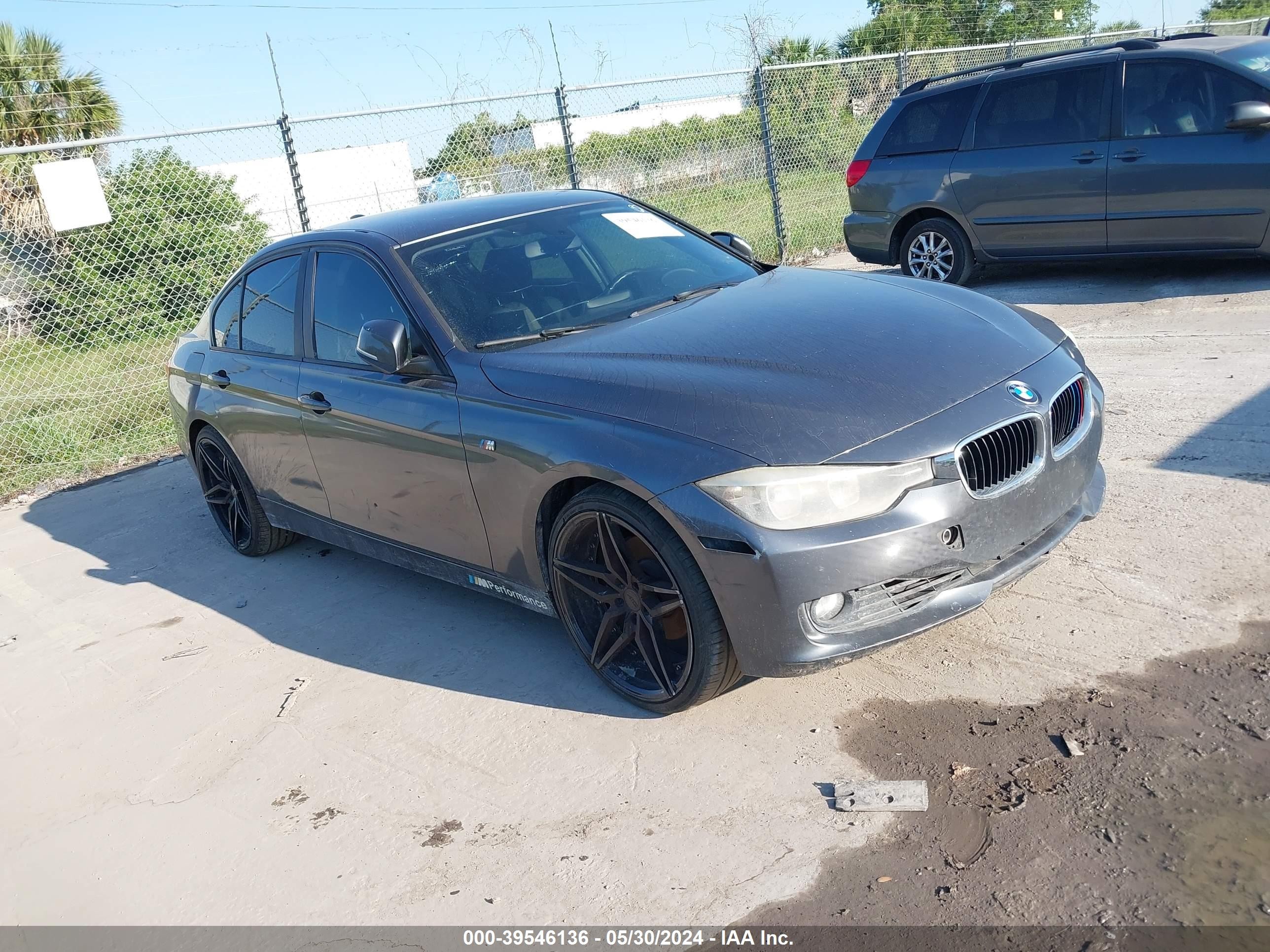 BMW 3ER 2013 wba3a5c59df355005