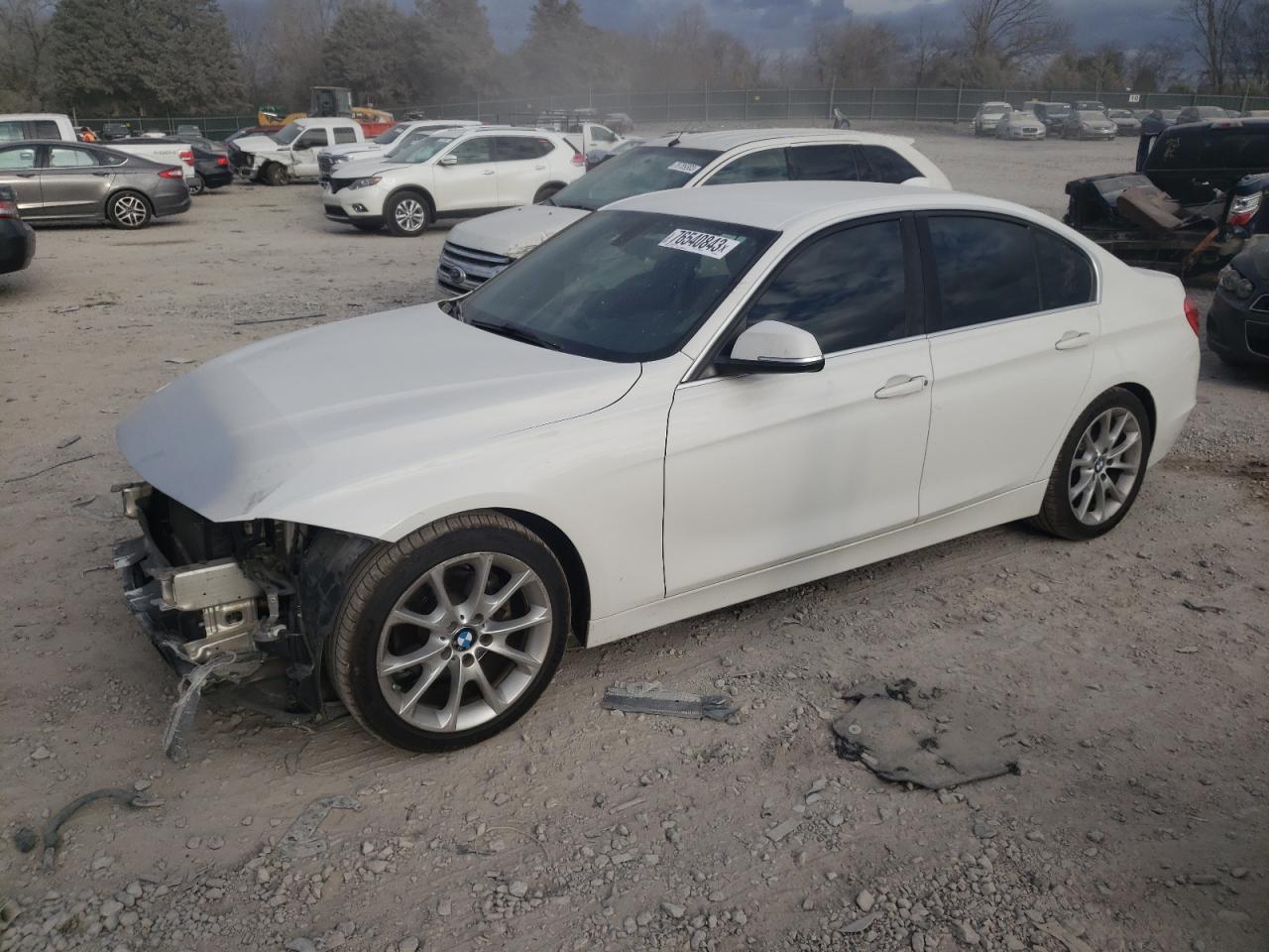 BMW 3ER 2015 wba3b1c53fp831882