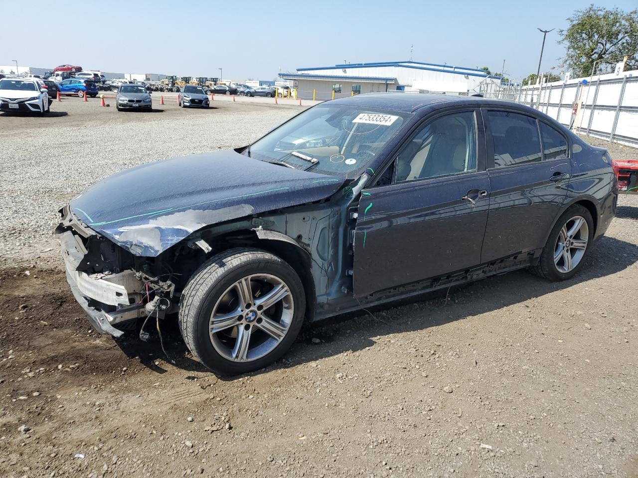 BMW 3ER 2014 wba3b1c57ep679538