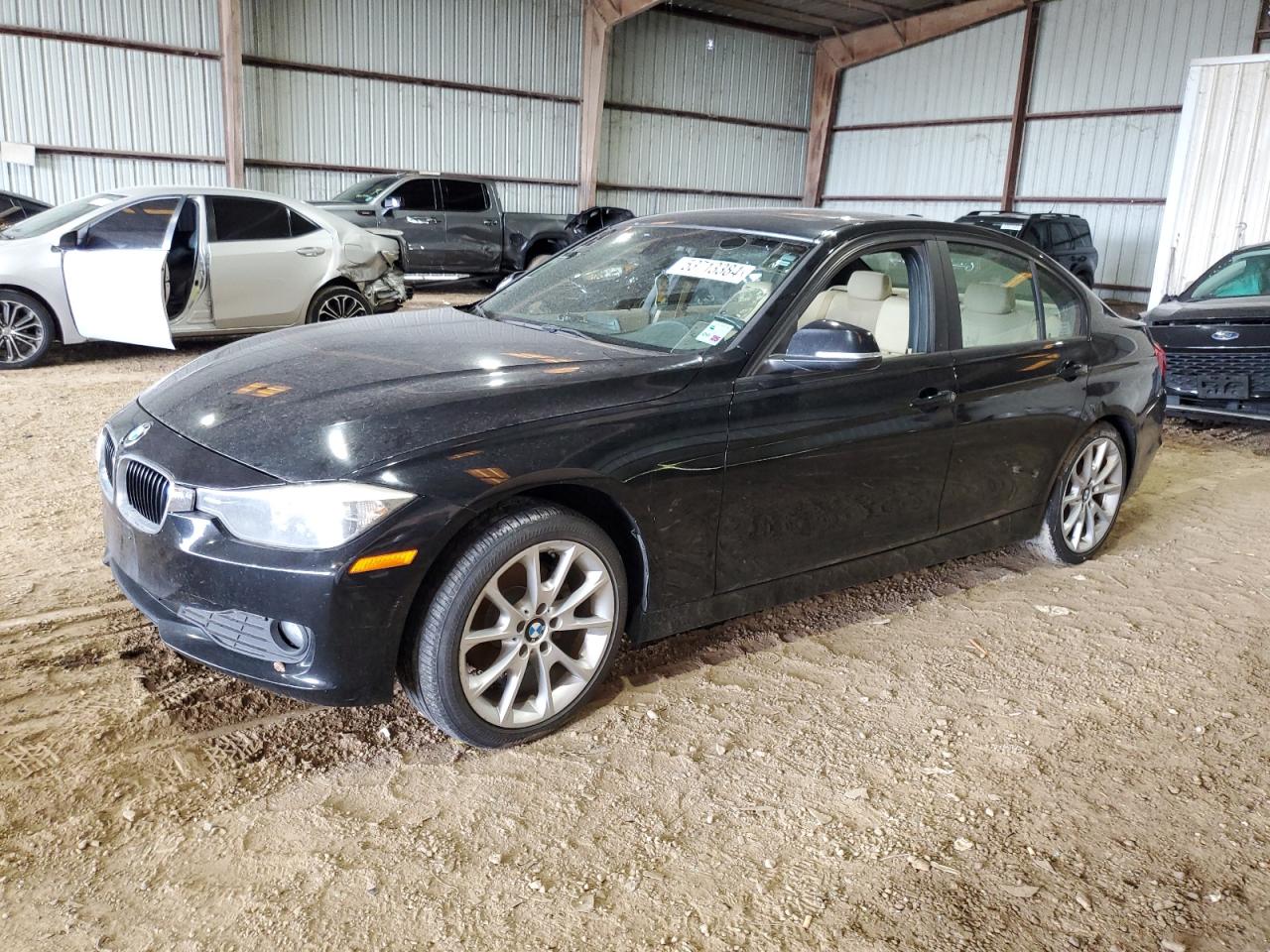 BMW 3ER 2014 wba3b1g59ent00285