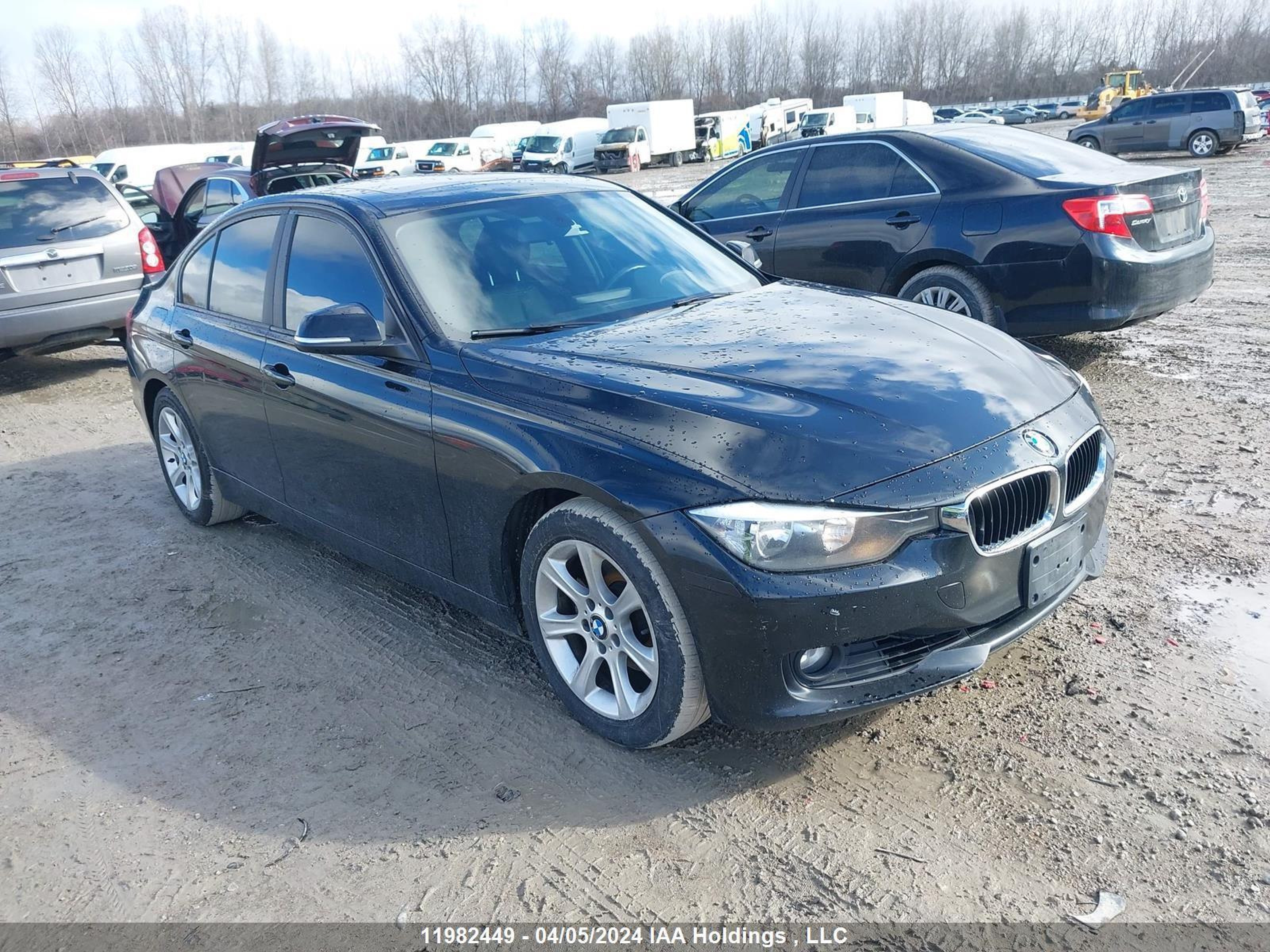 BMW 3ER 2013 wba3b3c52df535377