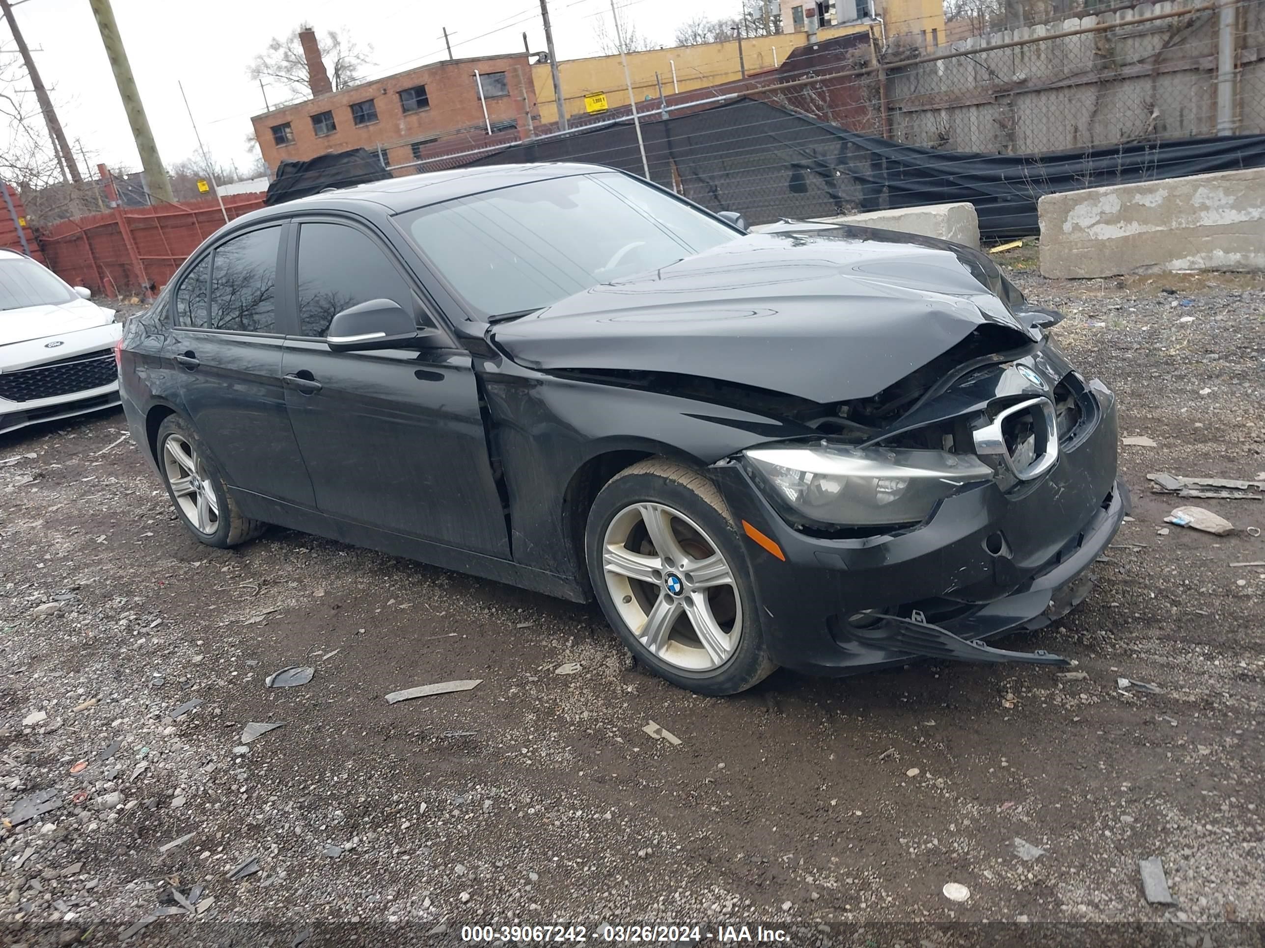 BMW 3ER 2013 wba3b3c52df536092