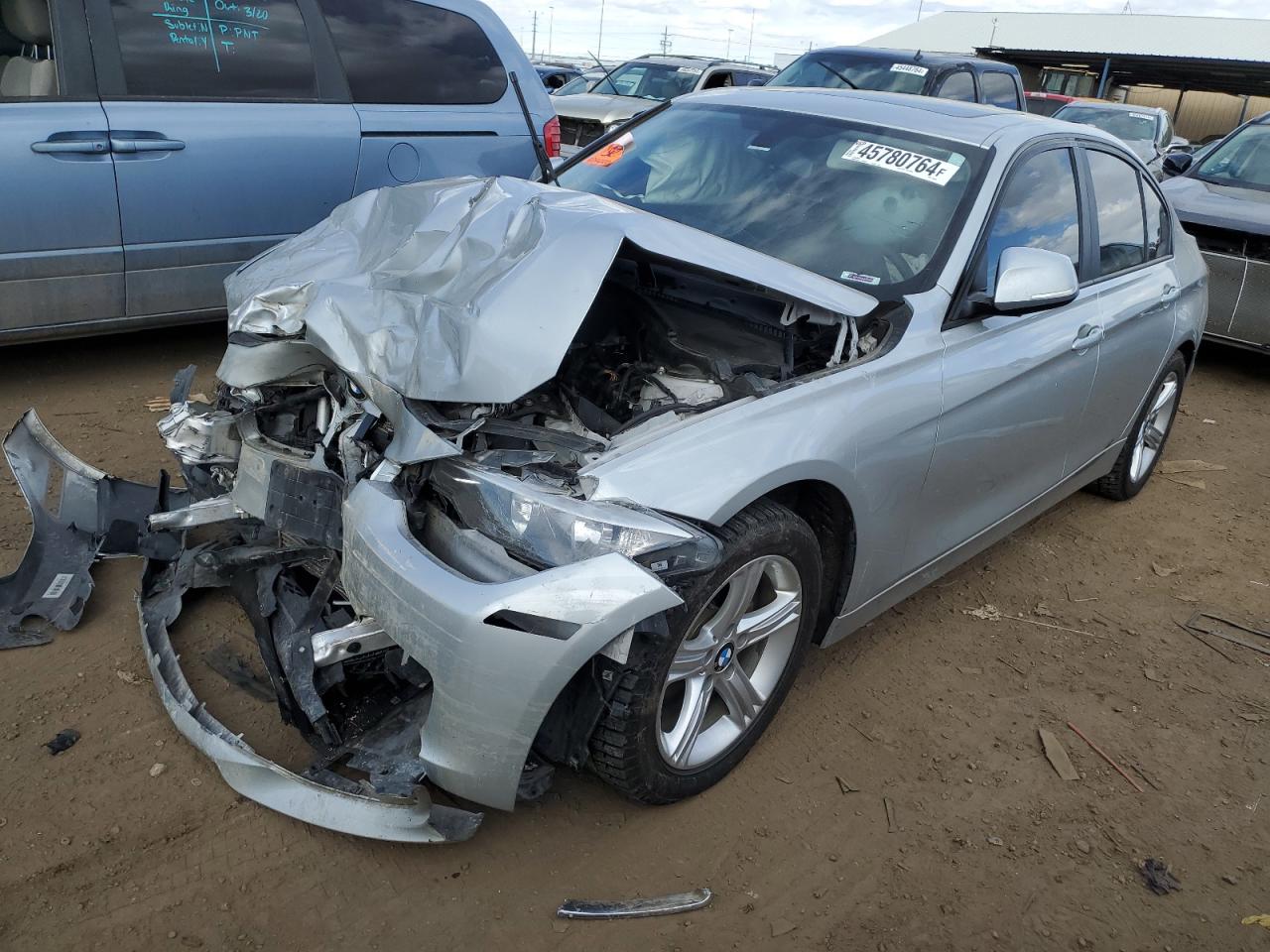 BMW 3ER 2013 wba3b3c53df543696