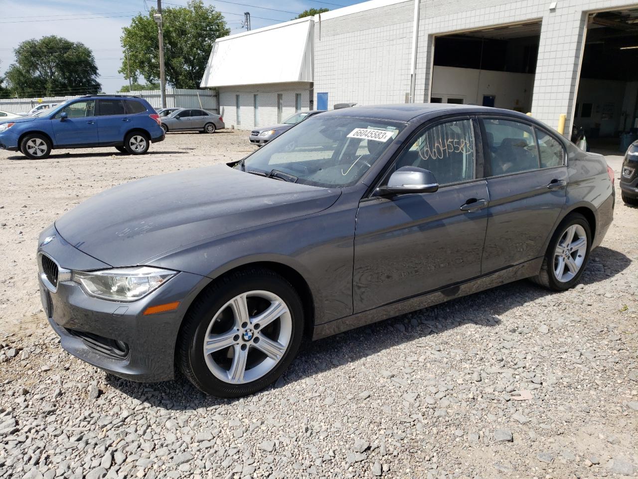 BMW 3ER 2013 wba3b3c55df540475