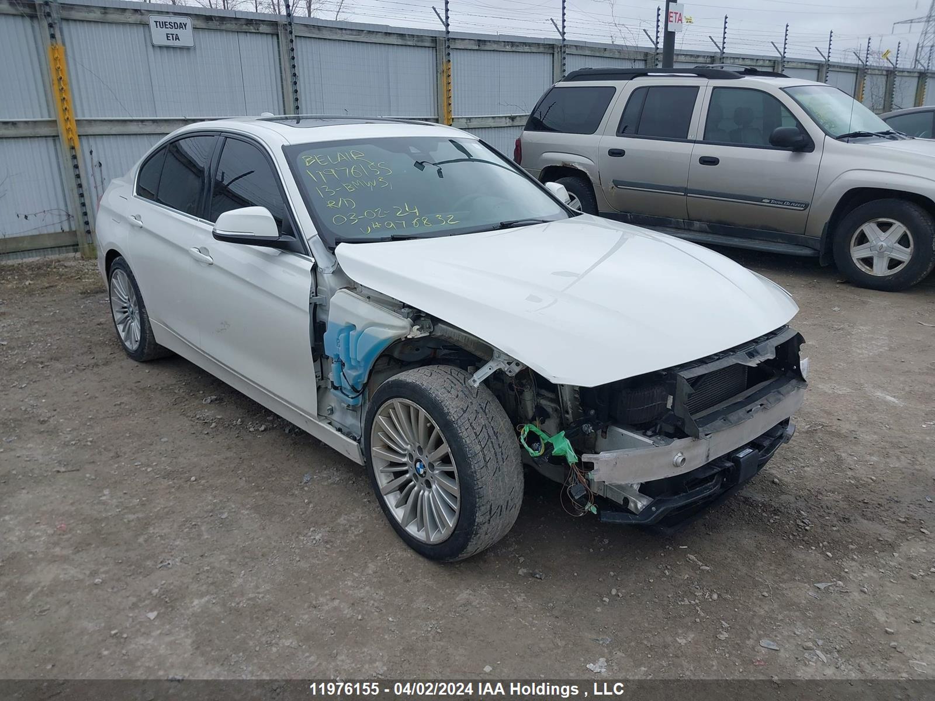 BMW 3ER 2013 wba3b3c56dj976832