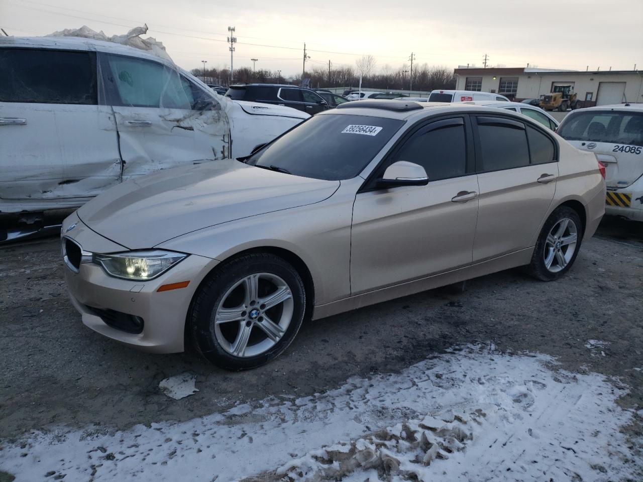 BMW 3ER 2013 wba3b3c57df530904