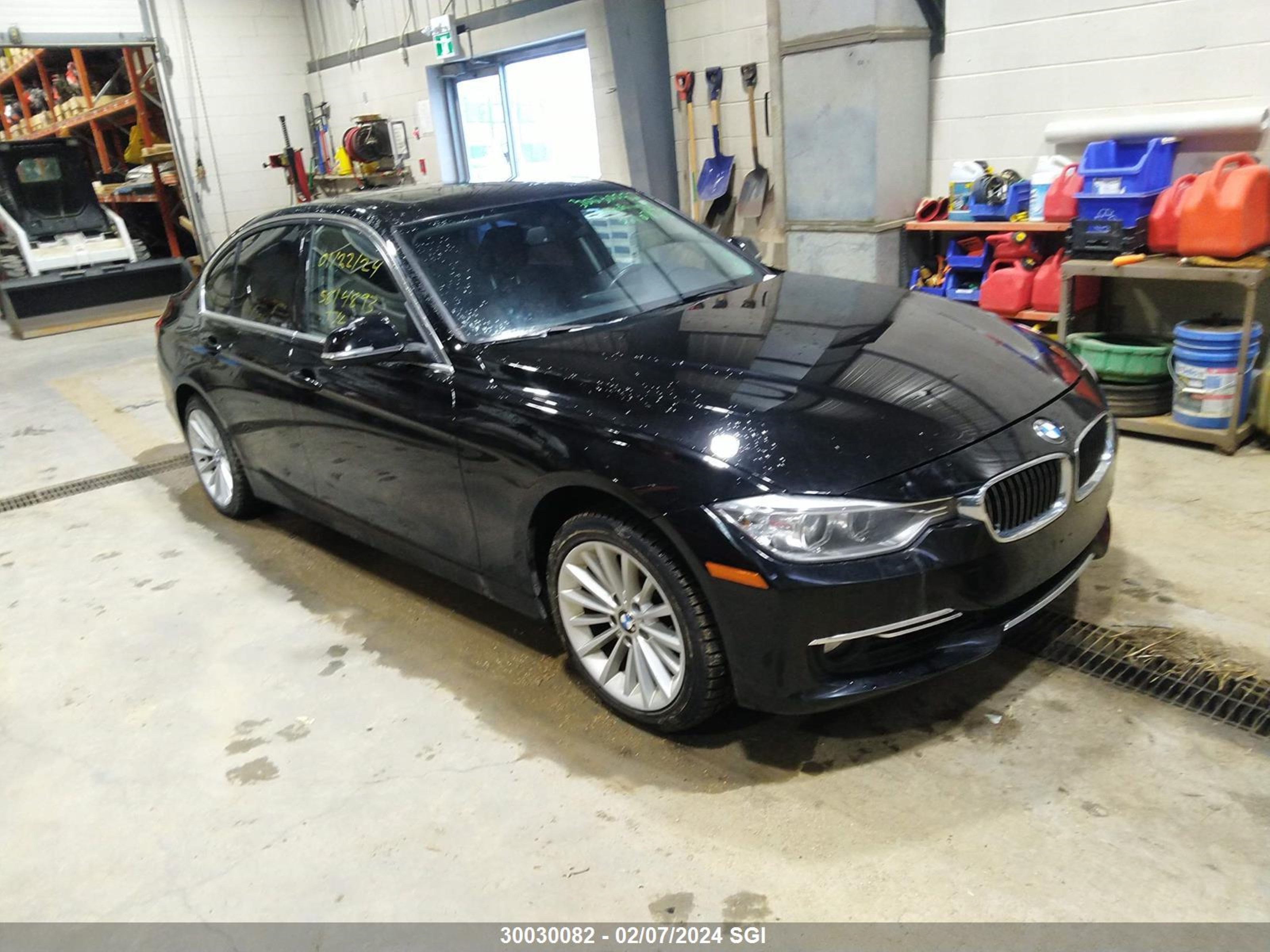 BMW 3ER 2013 wba3b3c57dj976497