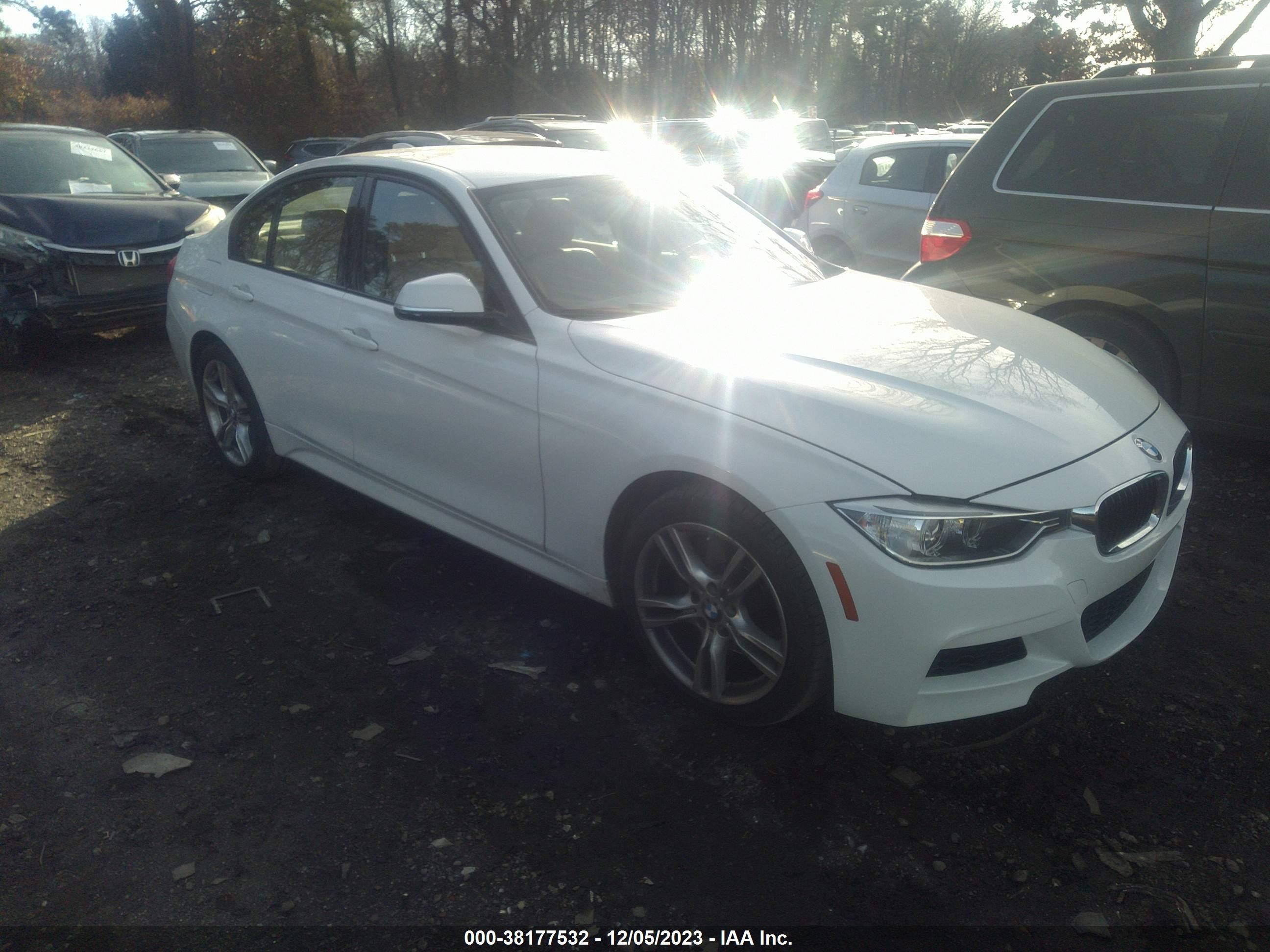 BMW 3ER 2013 wba3b5c53df591467