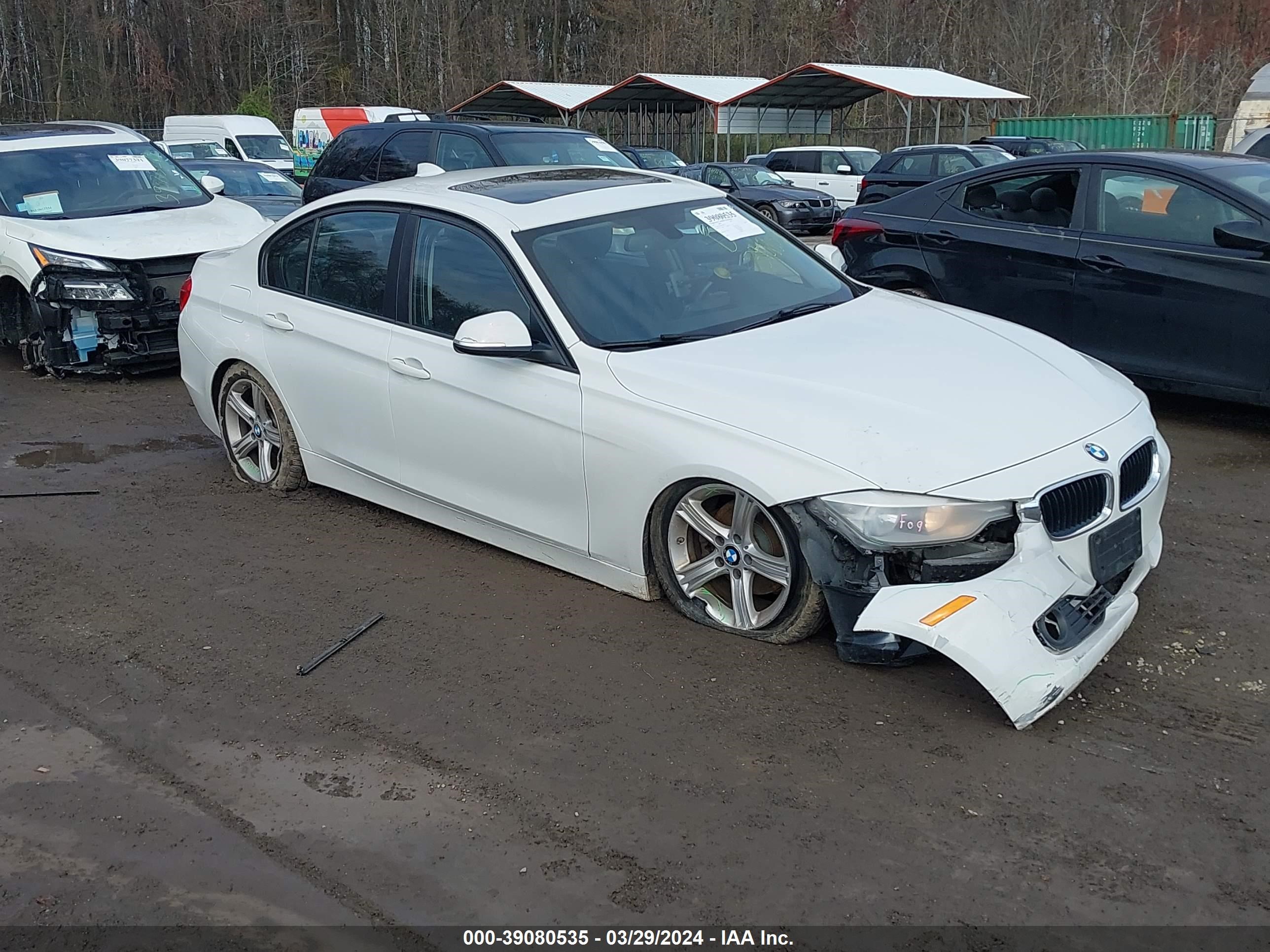 BMW 3ER 2013 wba3b5c58df595773