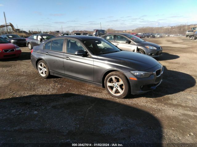 BMW 328I 2013 wba3b5g50dns03658