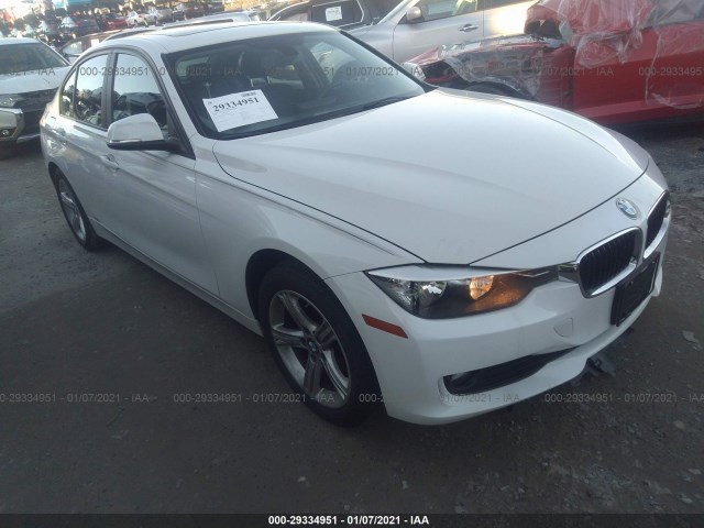 BMW 3 2014 wba3b5g51ens11009