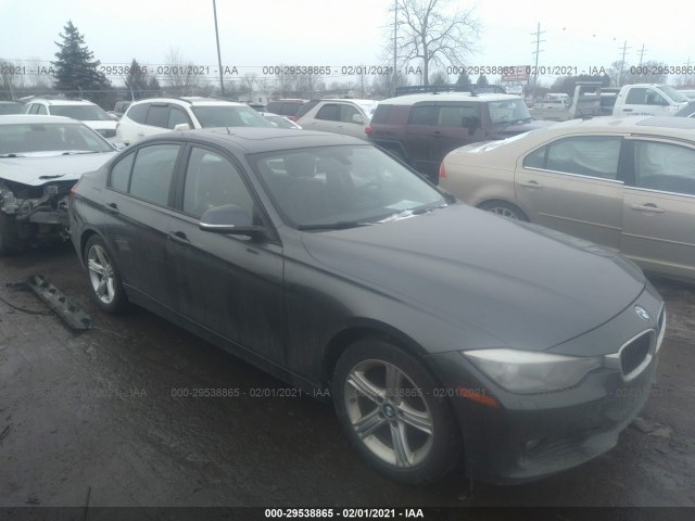 BMW 3 2013 wba3b5g55dns02988