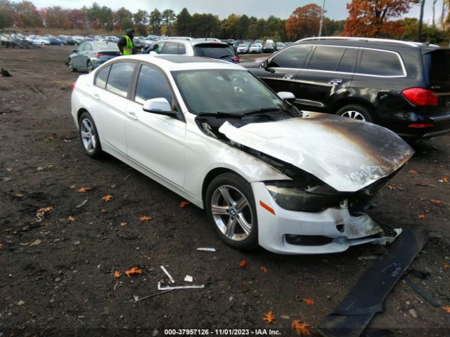 BMW 328I 2013 wba3b5g55dns03865