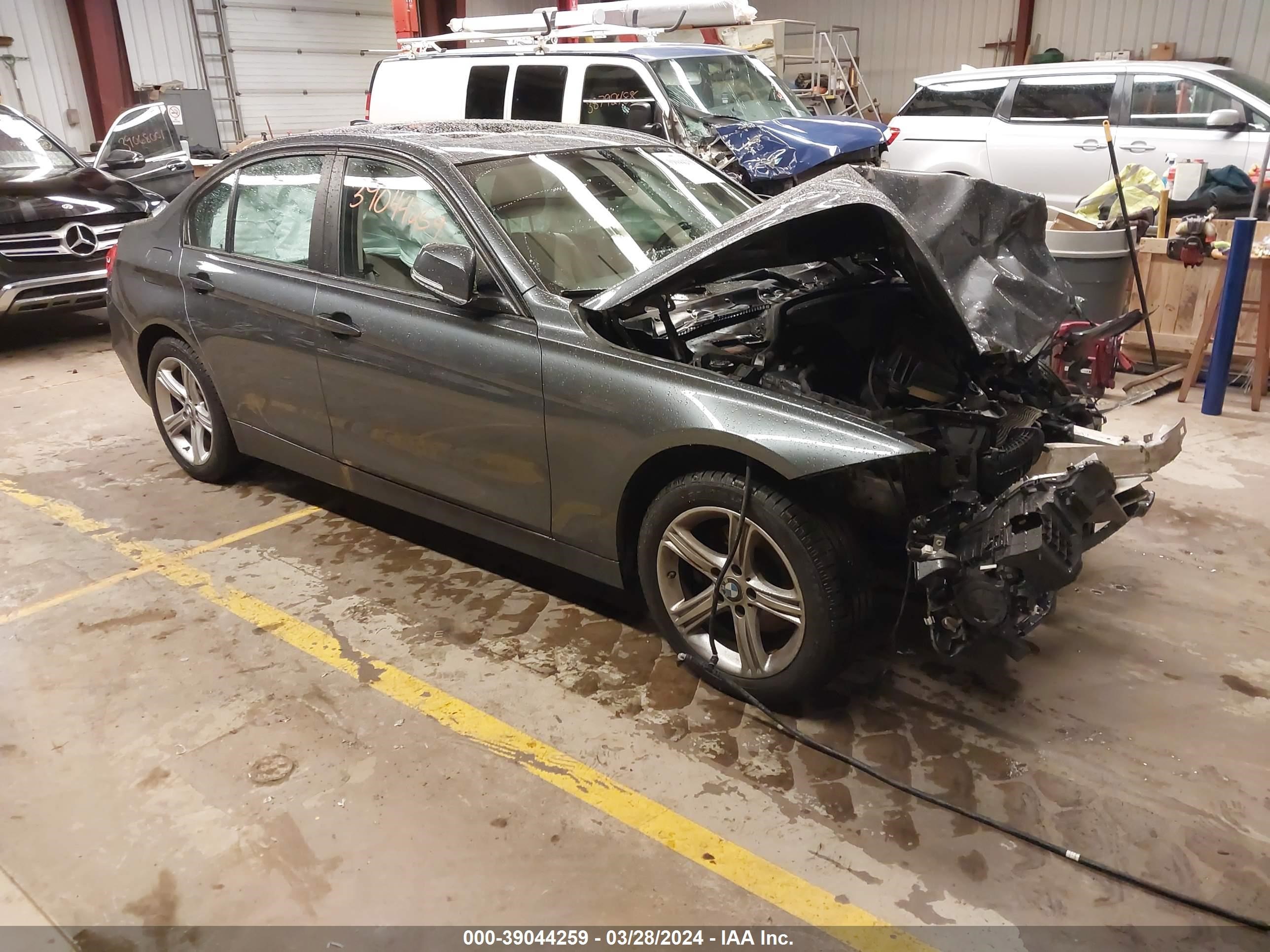 BMW 3ER 2015 wba3b5g5xfns16971