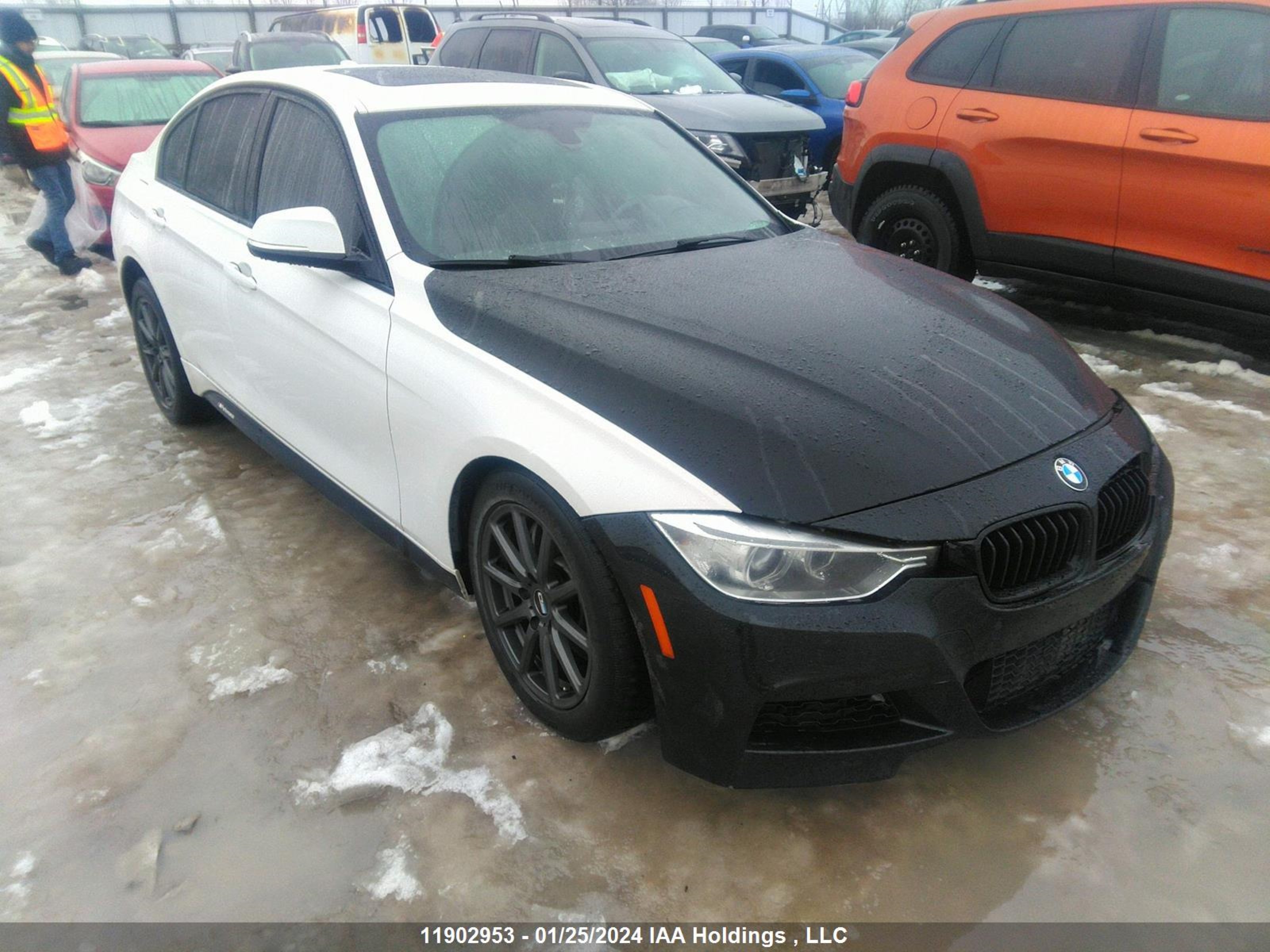 BMW 3ER 2013 wba3b9c53df585613