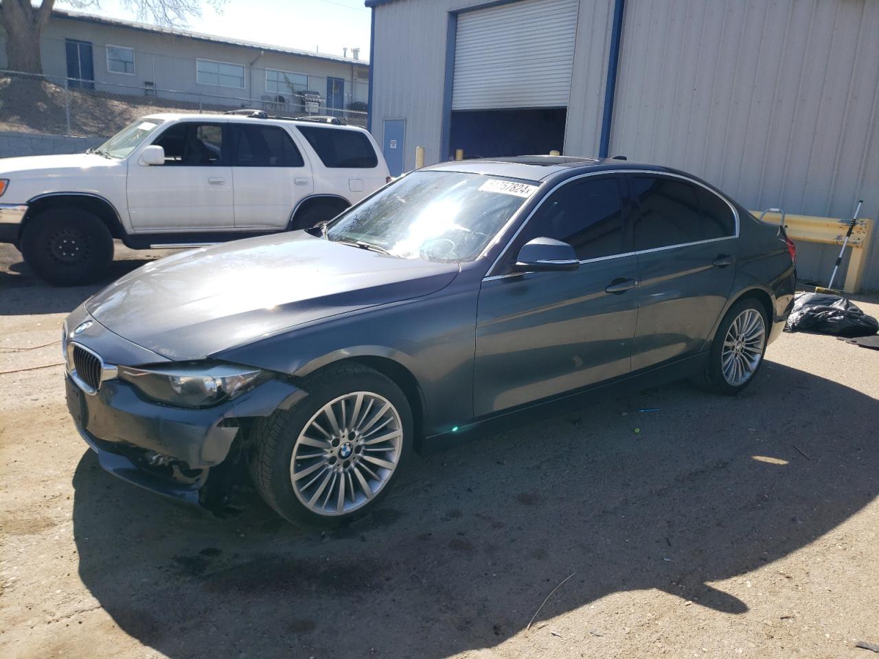 BMW 3ER 2013 wba3c1c51df435692